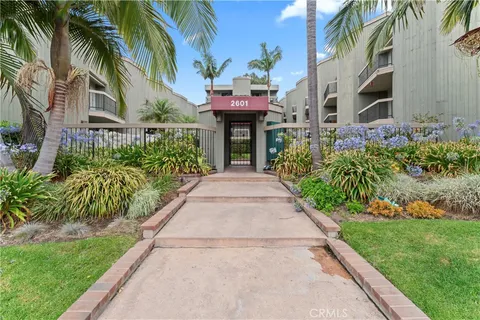 2601 19th Street E Unit 14, Signal Hill, CA 90755