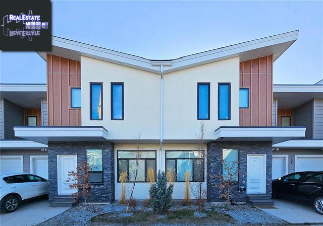 Primary image of #2 734 Kinnear AvenueKelowna, British Columbia, V1Y5B1, Canada
