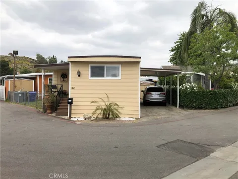 18035 Soledad Canyon RD Unit 32, Canyon Country, CA 91387