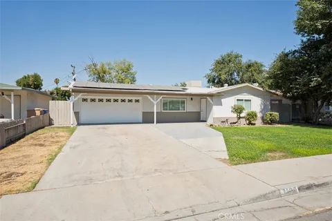 3809 Shenandoah Drive, Bakersfield, CA 93304