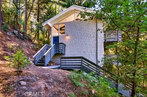 26433 Sugar Cone Lane, Twin Peaks, CA 92391