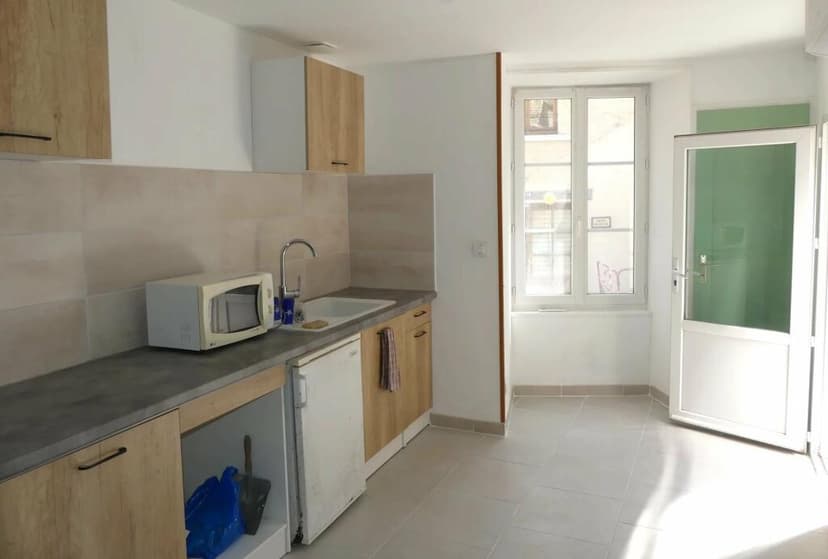 Additional image 3 of Poitou-Charentes, Deux-Sèvres, Chef-Boutonne, France