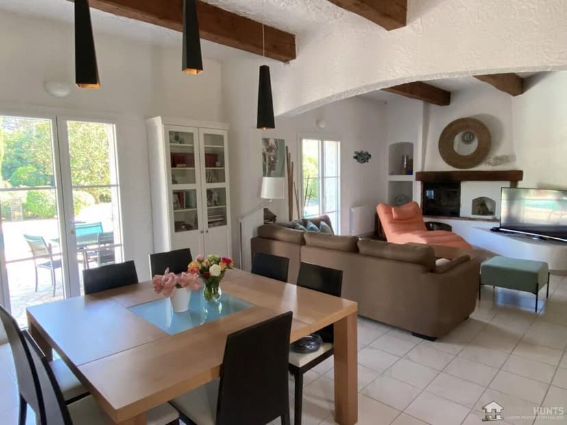 Additional image 2 of Provence-Alps-Cote d`Azur, Var, Puget-sur-Argens, France