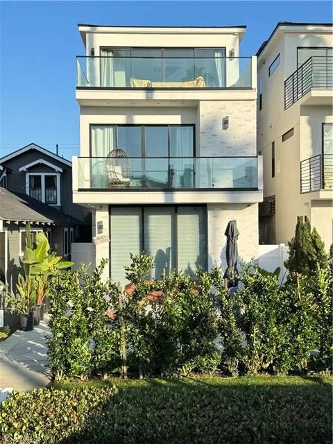 413 6th Street, Huntington Beach, CA 92648