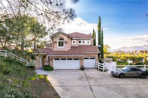 2576 Dortmund Place, Alpine, CA 91901