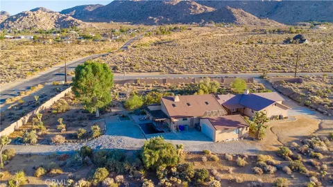 7566 Sunny Vista Road, Joshua Tree, CA 92252