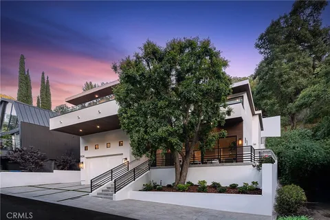 Primary image of 9836 Yoakum Drive, Beverly Hills, CA 90210