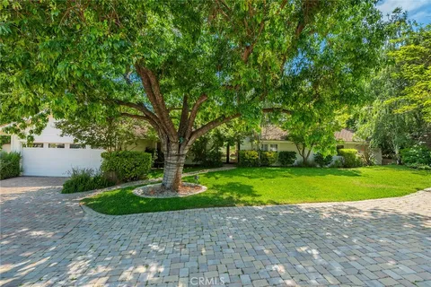 Primary image of 24952 Kit Carson Road, Hidden Hills, CA 91302