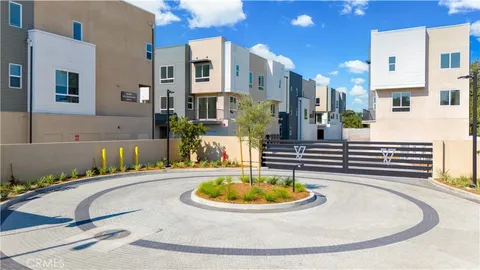 9421 N Sepulveda Blvd. Unit 4, North Hills, CA 91343