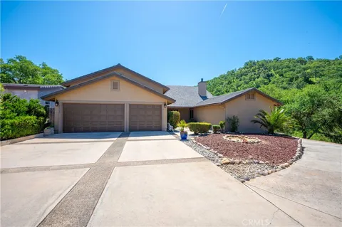 5145 NorthFork Place, Paso Robles, CA 93446