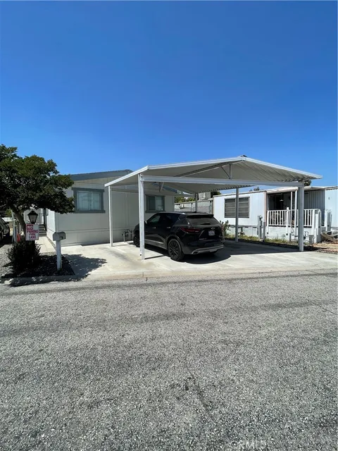 135 N Pepper Avenue Unit 40, Rialto, CA 92376
