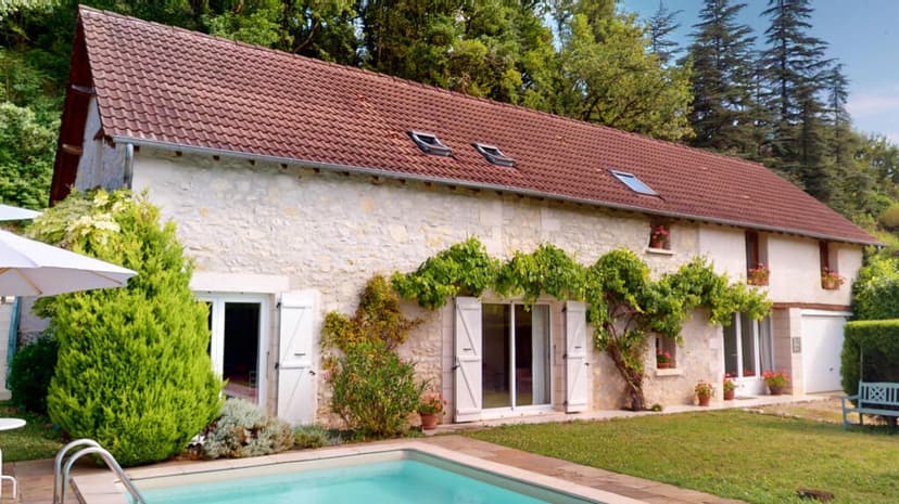 Additional image 2 of Montignac_DORDOGNE, France