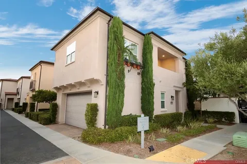 Property image - 21805 Propello Drive, Saugus, CA 91350