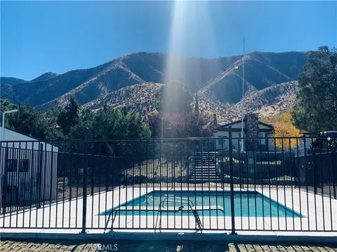 11703 Juniper Hills Rd, Littlerock, CA 93543