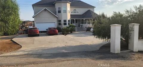 17525 Country Manor Lane, Riverside, CA 92508
