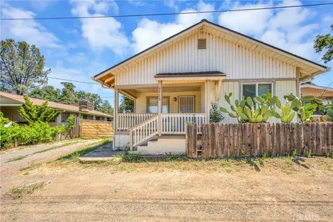 5773 Cottage Avenue, Clearlake, CA 95422