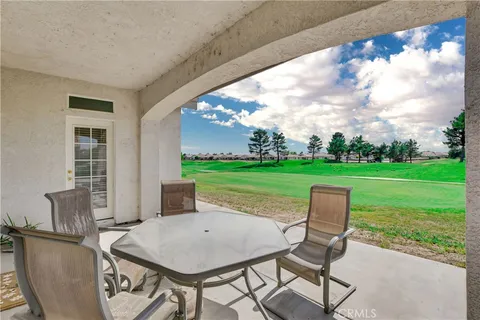 11268 Country Club Drive, Apple Valley, CA 92308