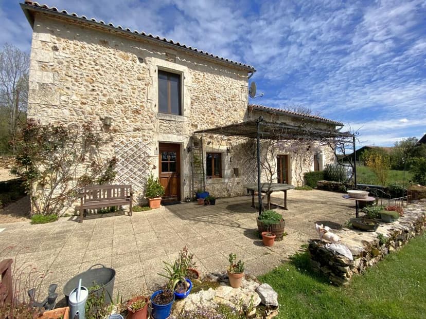 Additional image 2 of Teyjat, Aquitaine, 24300, France