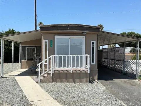 260 N Lyon Ave Spc 119, Hemet, CA 92543