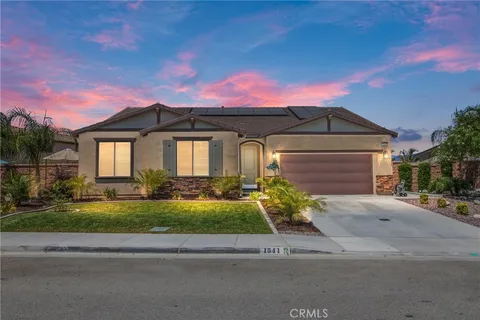 1541 Yucca Ct, Calimesa, CA 92320
