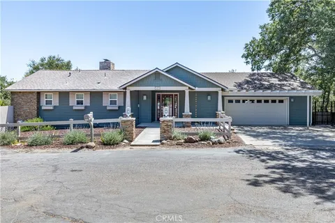 1401 Greenwood Dr., Paso Robles, CA 93446