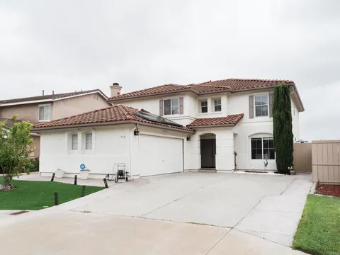 732 Via Barquero, San Marcos, CA 92069