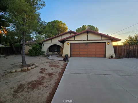8282 El Cerrito Avenue, Hesperia, CA 92345