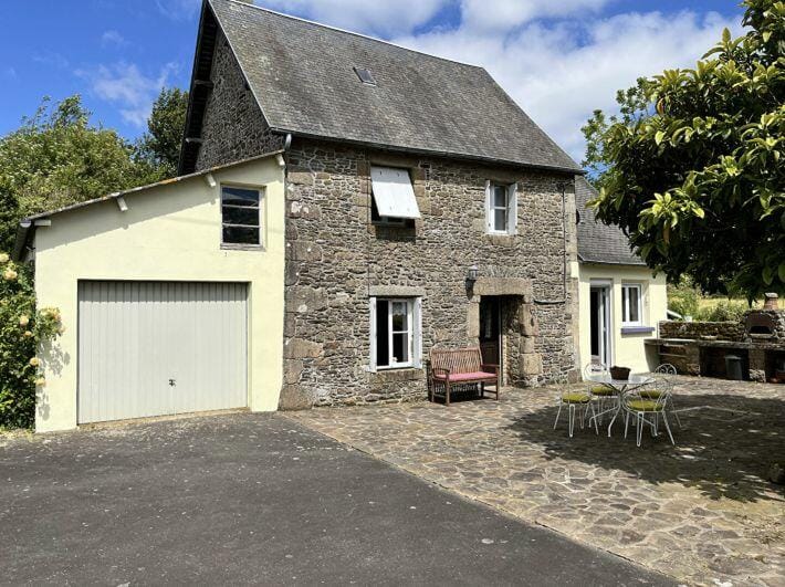 Property image - Saint-Hilaire-du-Harcouet, Manche, 50600, France