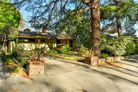 3059 Sycamore Avenue, La Crescenta, CA 91214