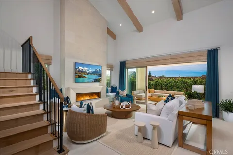 239 Pinnacle, Irvine, CA 92602