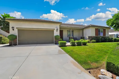 1451 Sandy Hill Drive, Calimesa, CA 92320