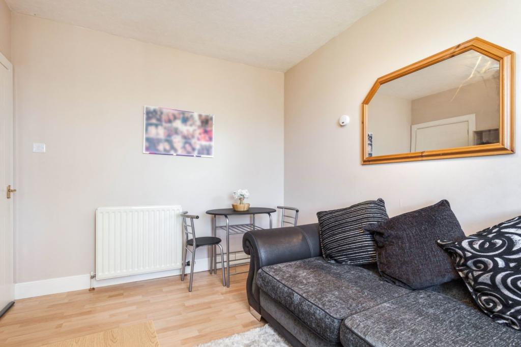 Additional image 2 of 75 High Street, Inverurie, AB51