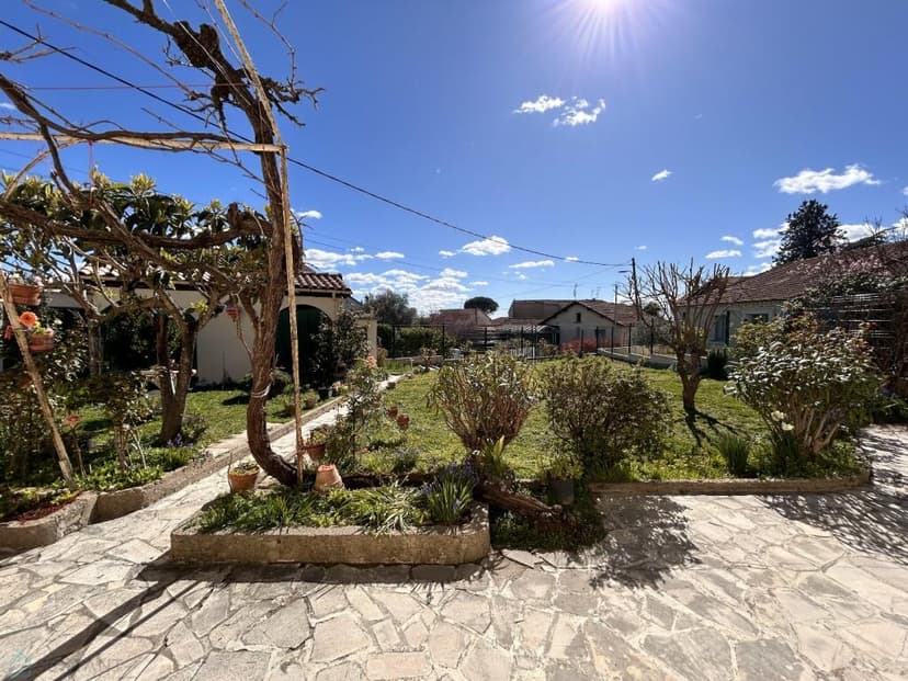 Additional image 2 of Languedoc-Roussillon, Gard, Alès, France