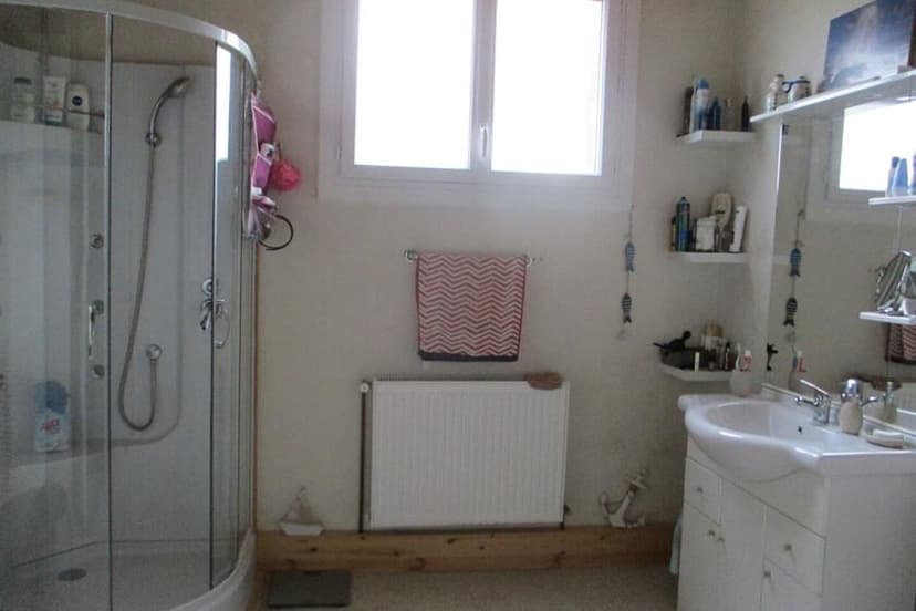 Additional image 2 of Lanouee, Morbihan, 56120, France