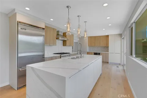 631 Camino Cerrado, South Pasadena, CA 91030