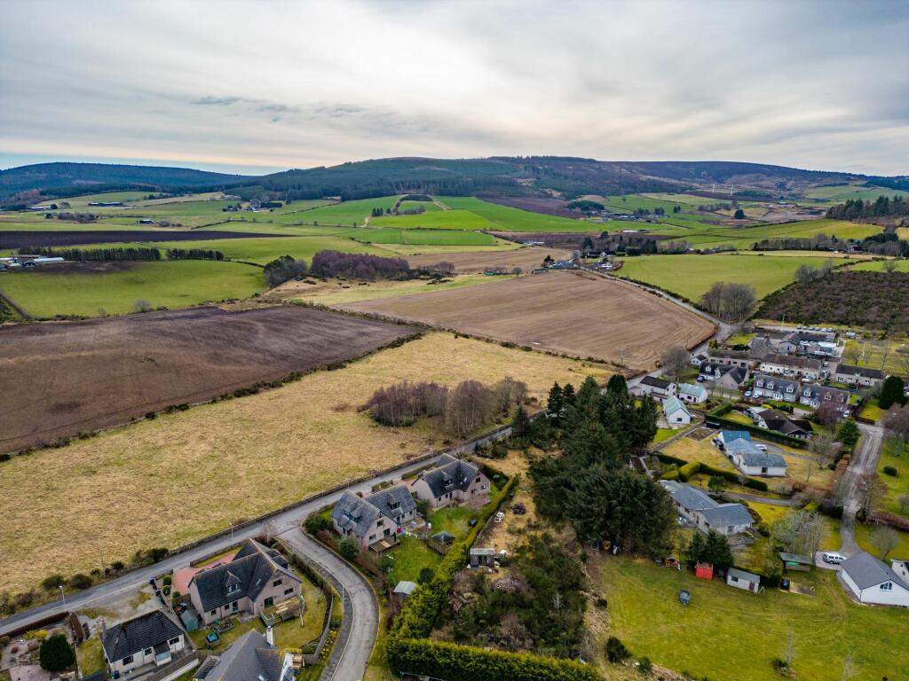 Additional image 37 of Hallwood Park, Midmar, AB51