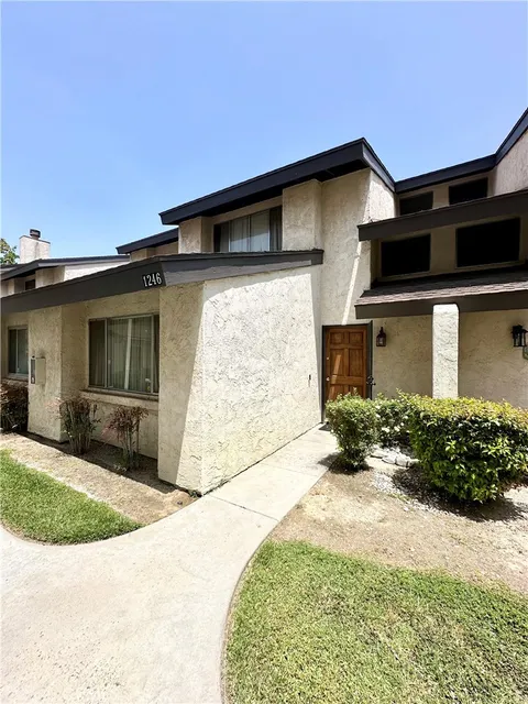 1246 Mohave Drive, Colton, CA 92324