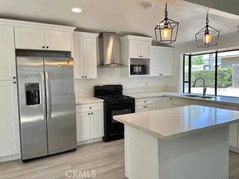 600 Maple Street, La Habra, CA 90631