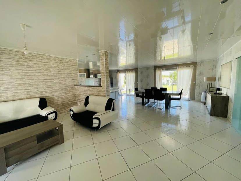 Additional image 3 of Poitou-Charentes, Charente, Barbezieux-St-Hilaire, France