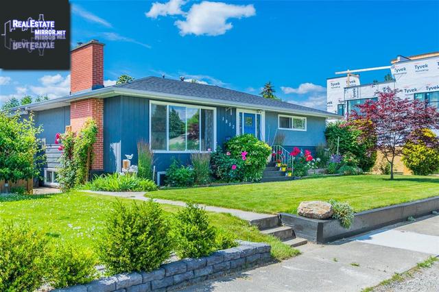 1852 Carruthers StreetKelowna, British Columbia, V1Y3B6, Canada