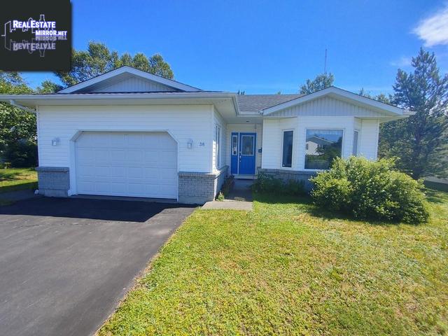 36 Ireland DriveGrand Falls Windsor, Newfoundland and Labrador, A2A2T4, Canada