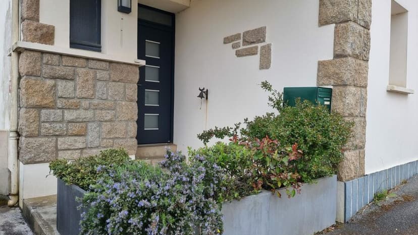 Additional image 2 of France