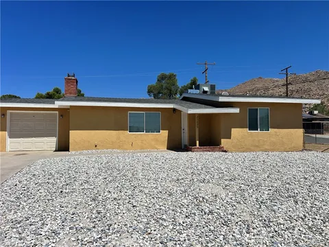 23890 Tocaloma Road, Apple Valley, CA 92307