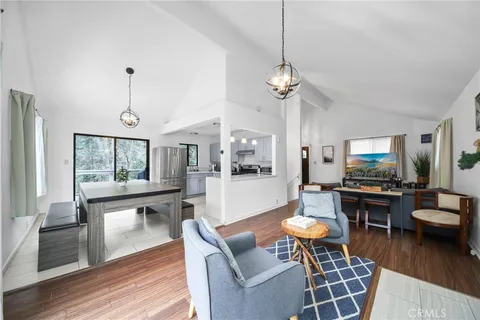 561 Dover Court, Lake Arrowhead, CA 92352