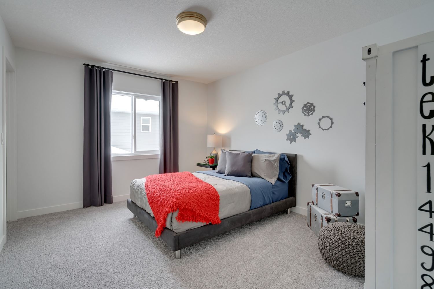 Additional image 9 of Legacy