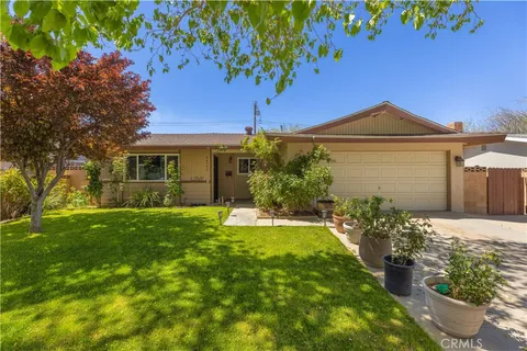 44543 Hanstead Avenue, Lancaster, CA 93535