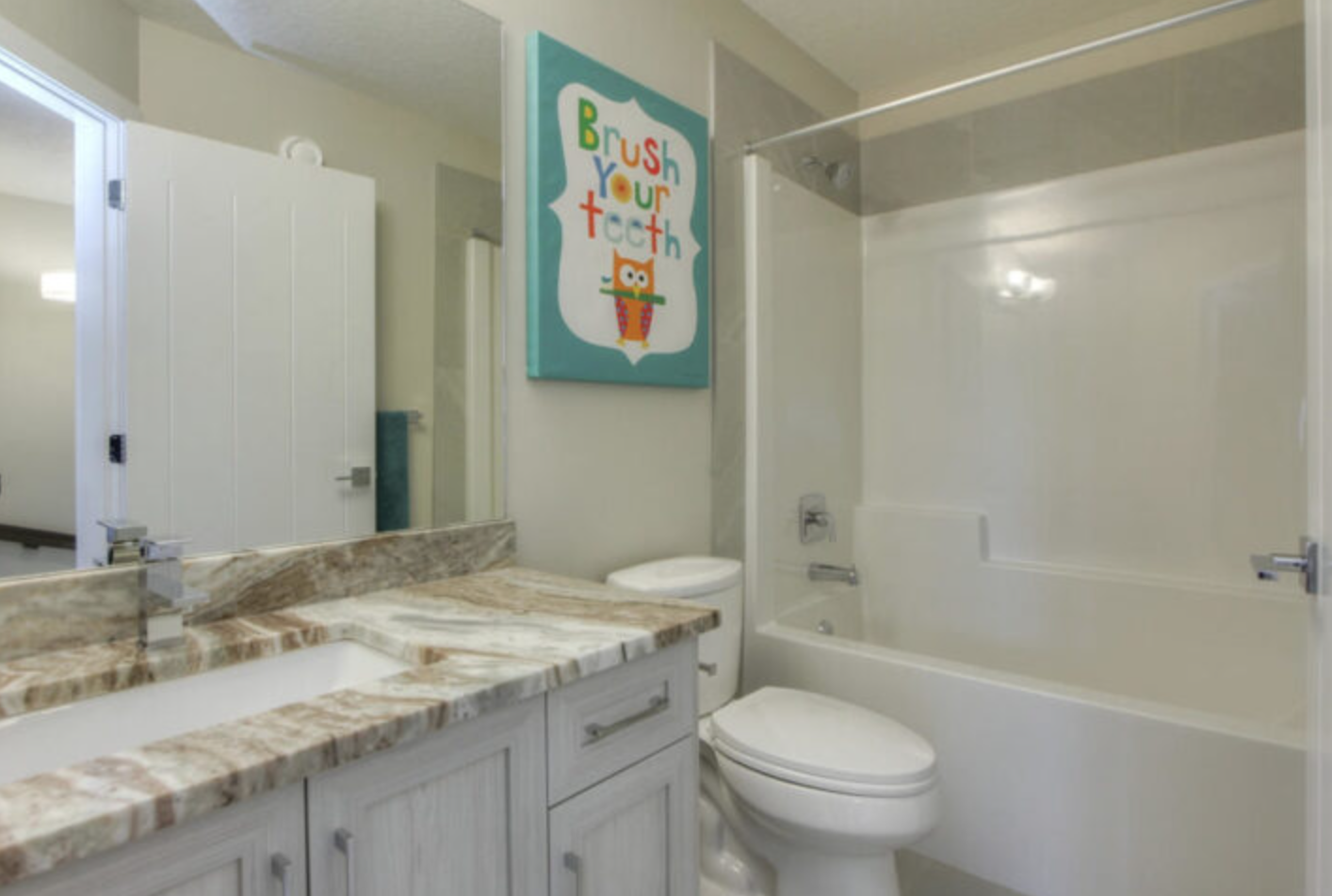 Additional image 10 of Crimson