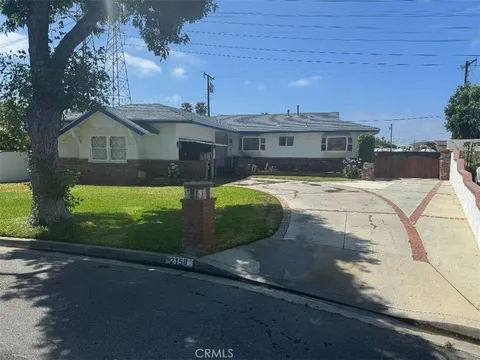 2158 W Pacific Avenue, Anaheim, CA 92804