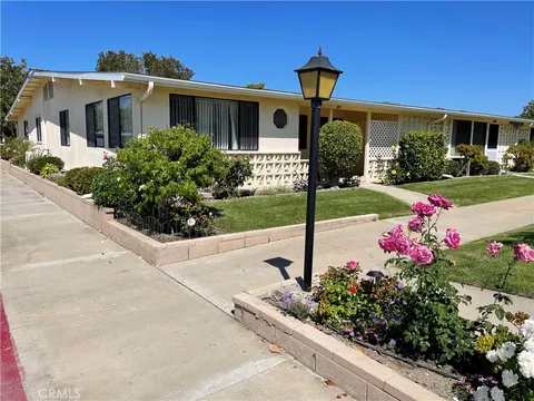 1360 Weeburn M4 79f, Seal Beach, CA 90740