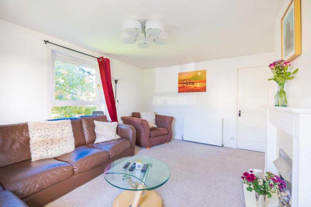 Additional image 3 of 8 Dancing Cairns Crescent, Aberdeen, AB16 7DN